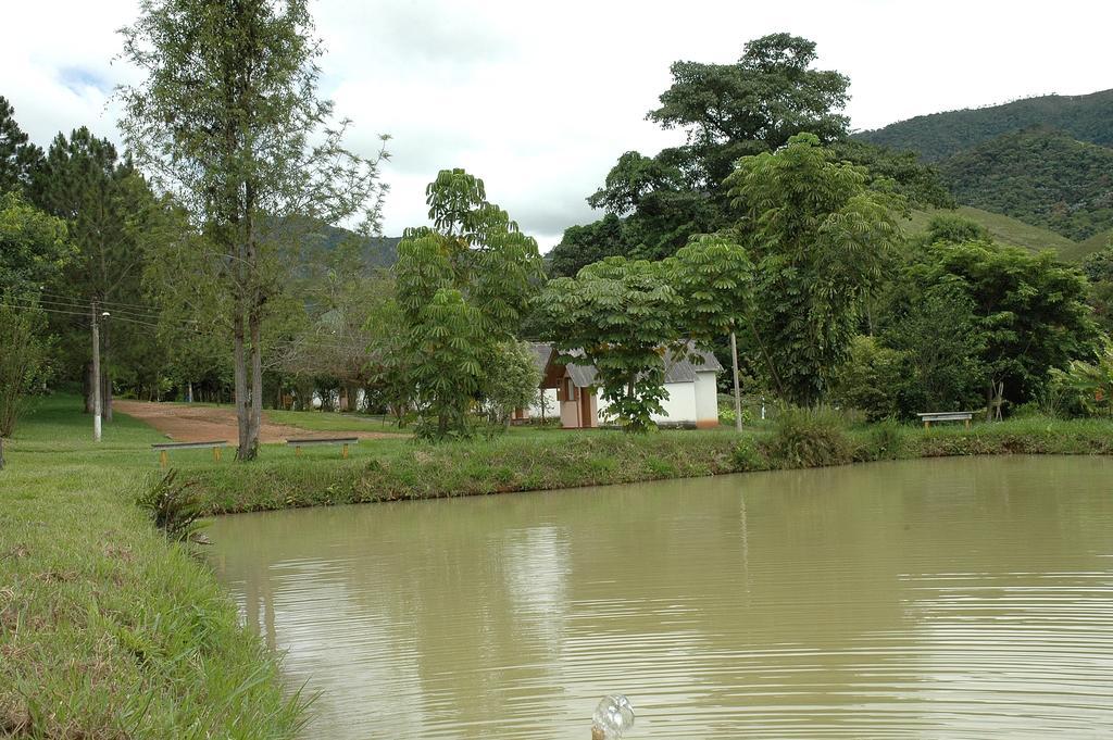 Pousada&Camping Serras Verdes - Área Rural Sem Internet Conservatória Exterior foto